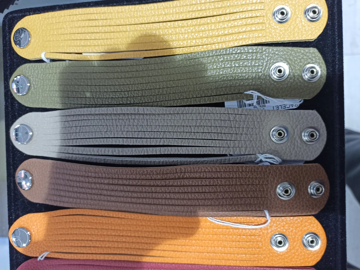 berthille maison française manchettes cuir – Image 5