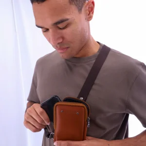 ODÉON PORTE SMARTPHONE Atelier Foures 9010