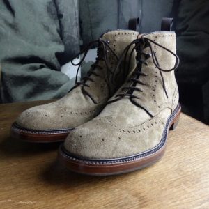 ANTONIO MAURIZI – Brogues Montantes Veau Velours