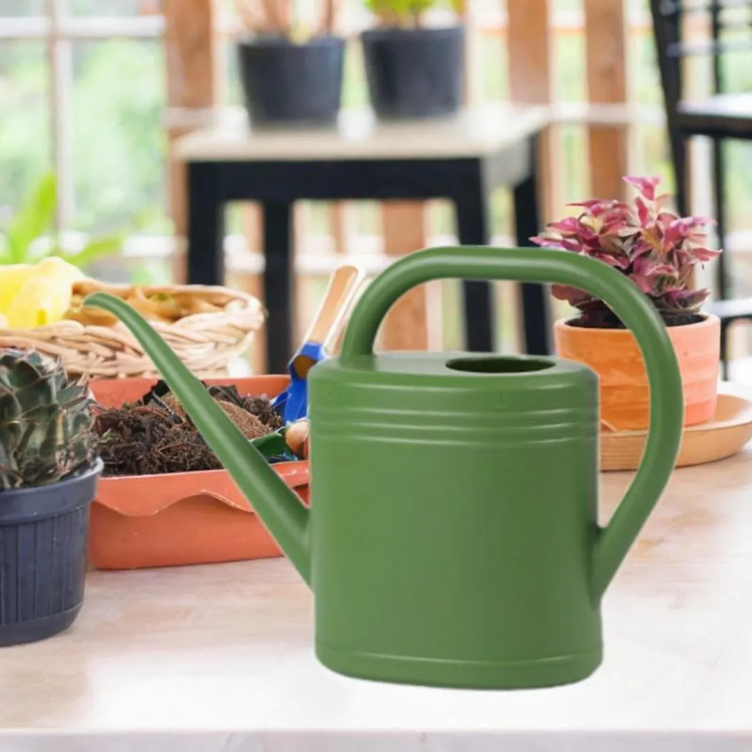 Arrosoir en plastique à long bec – Image 3