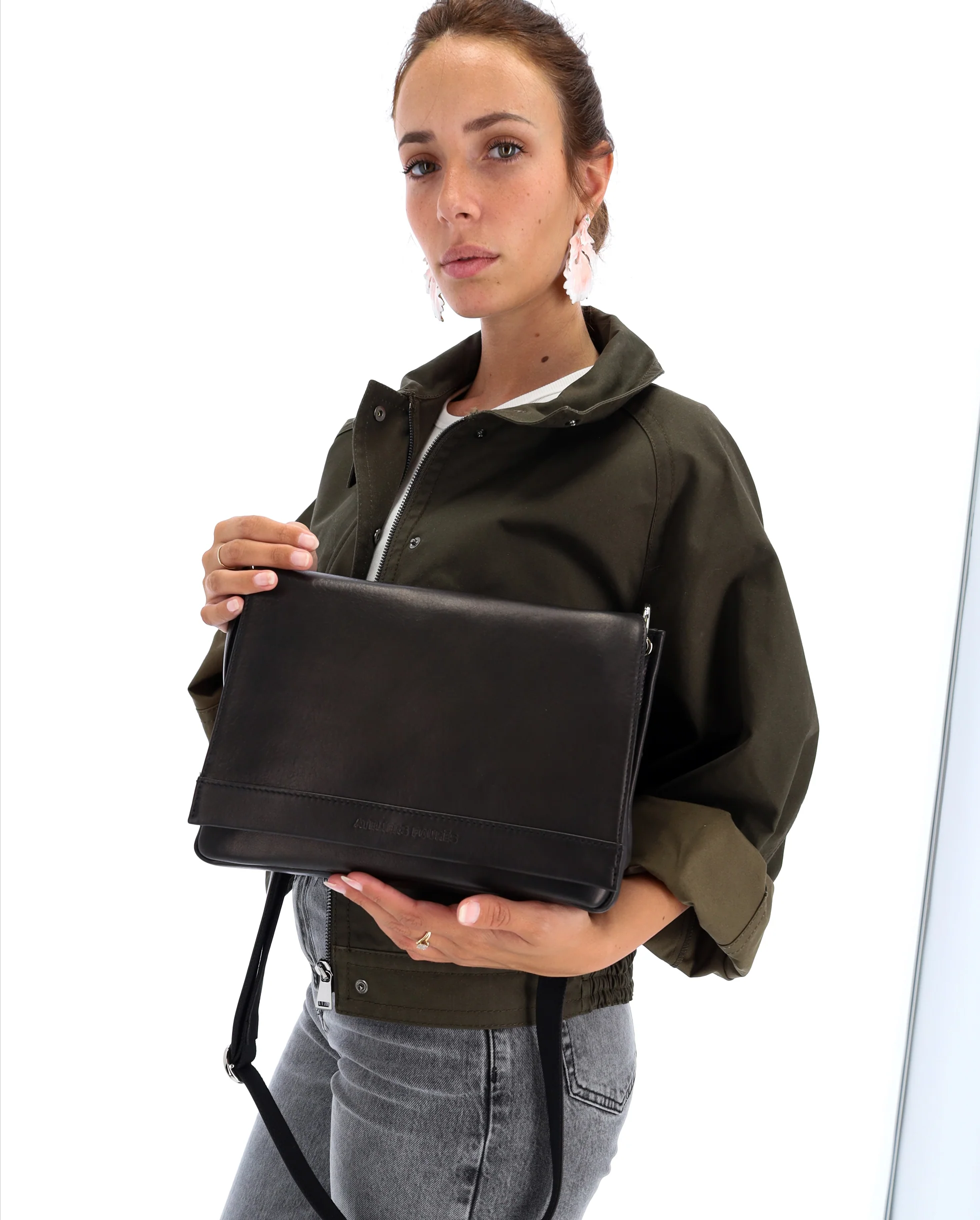 HARMONIE – CLASSIQUE SAC PORTÉ CROISÉ À RABAT Ateliers Foures- E551 – Image 5