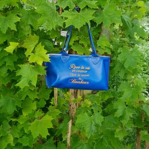 Petit sac à main Simplicimo bleu électrique – “Rêve ta vie en couleur”