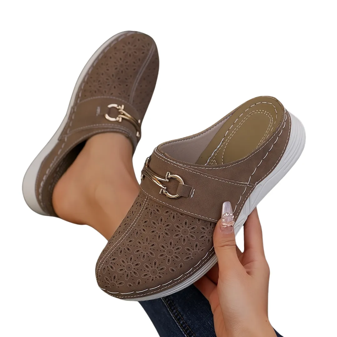 Sabots femme ajourés confort chic – Image 9