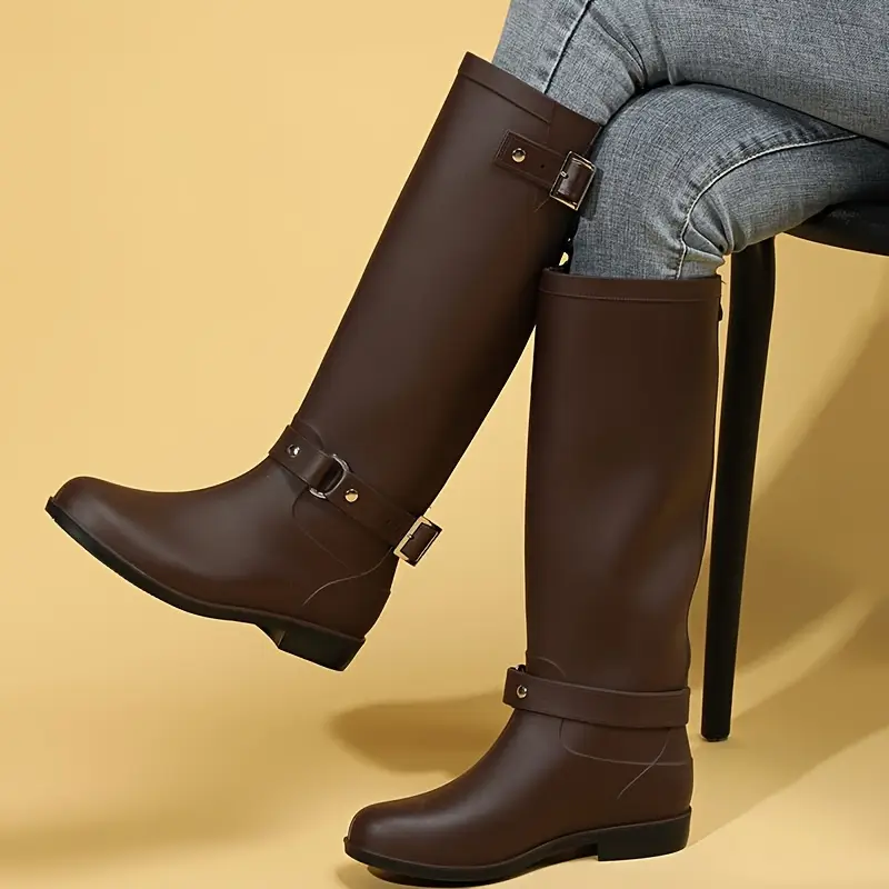 Bottes cavalières femme en cuir PU avec boucle et talon bas – confort moto – Image 2